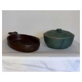 Pottery covered dish