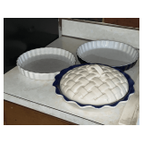 Le Gourmet Chef and other tart dishes, up to 11' W