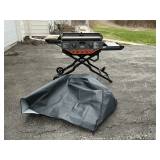 Blackstone Model 2357 28' Griddle, hard cover, flexfold legs