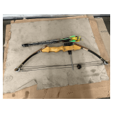 Martin Archery compound box, draw length 30-32", 55 lb. max