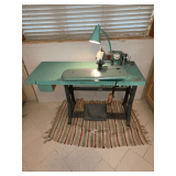 Vintage United States Blind Stitch Machine Corp, Model 718-9