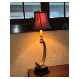 Decorative table lamp
