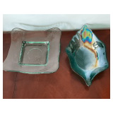 Pair of decorative plates, up to 14 1/2" L