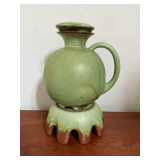 Frankoma tea pot/carafe on warming stand