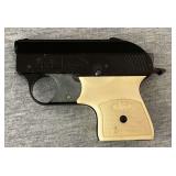 Brevettata Model 1900 .22 caliber starter pistol