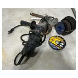 Ridgid 4 1/2" Model 7260 grinder, grinding and cutting blades.