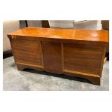 Lane Aroma-Tite cedar chest