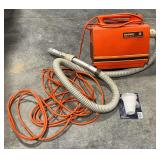 Hoover heavy duty 2.2 hp vacuum with extra filter