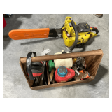 John Deere chain saw, 18" bar