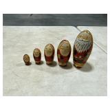 5 piece nesting Santa Claus