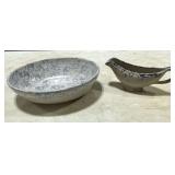 Spongeware oval bowl and gravy boat