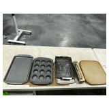 Wilton muffin tin and cake pan