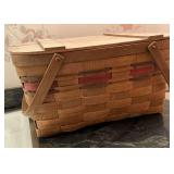 Basketville picnic basket