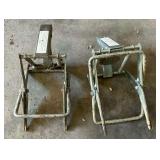 2 Easy mole traps.