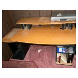 Computer desk