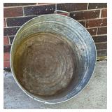 Galvanized washtub