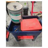 Benchtop parts washer with pump and metal washer tank