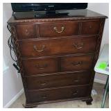 Lammert Furniture Company  5-drawer chest of drawers,