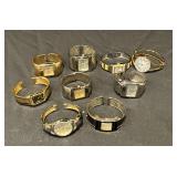 Ladies fashion bangle watches