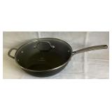 Calphelon deep skillet with glass lid