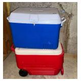 Rubbermaid and Igloo coolers