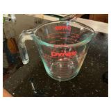 Pyrex 2-cup measuring cup