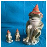 American Retro frog cookie jar, damage to rim, 14" T