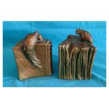 Pair of parrot book bookends