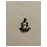 Frog 1" L pendant marked 925, articulating legs