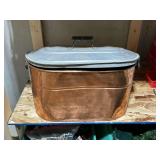 Copper boiler with aluminum lid