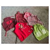 6 aprons