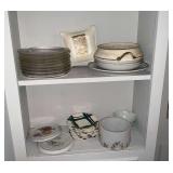 Apple snack plates, lids, plates, etc.
