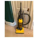Eureka Lightspeed, 12 amp maxpower, attachments.