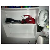 Handheld vacs, Dirt devil, (2) Black & Decker