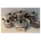 Paul Revere Cookware   (6 Pieces)