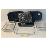 Pyrex & Anchor Hocking   5 Casseroles  3 Carry Bags   2 Lids