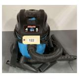 Channellock 4 Gallon 5 Peak HP Wet/Dry Vacuum with Attachments