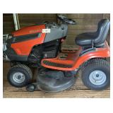 Husqvarna YTH 18K46 Riding Lawn Mower