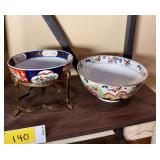 Lot of Two Decorative Bowls Featuring Toyo Gold Imari and Nicotina Tobacco Leaf Designs