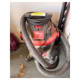 Hyper Tough 5.0 Gallon 4.0 Peak HP Wet/Dry Vacuum
