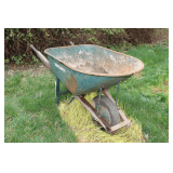 True Temper Single Wheel Wheelbarrow
