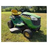 John Deere D100 Riding Lawn Mower