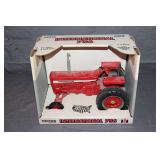ERTL International Harvester 756 Tractor