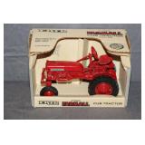 ERTL McCormick Farmall Cub Tractor 1959-1963