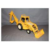 ERTL International Harvester Backhoe Loader
