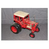 International Harvester 1568