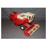 ERTL International Harvester Hydrostatic Combine