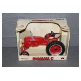 ERTL International Harvester McCormick Farmall C