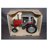 ERTL Massey Ferguson 3070 Tractor