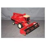 ERTL International Harvester Axial-Flow Combine